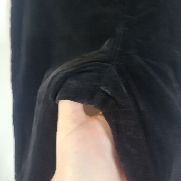 Guess Velvet Classic Black Pants - Picture 11 of 16